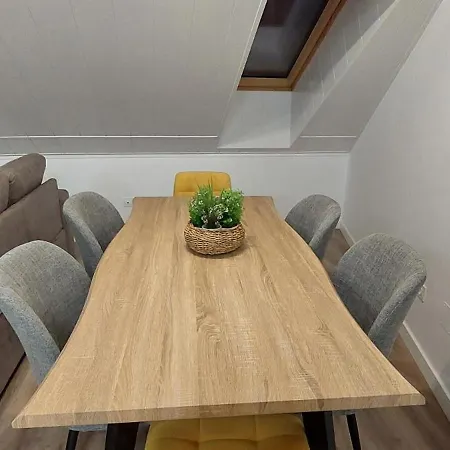 Temple I Apartmán *